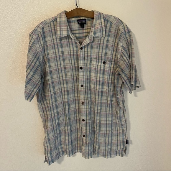 Patagonia Short Sleeve Button Down - Picture 1 of 8